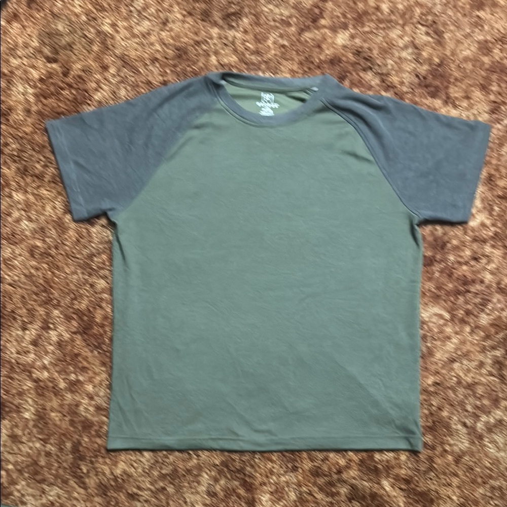 George Green + Gray Baseball Tee. Size Large